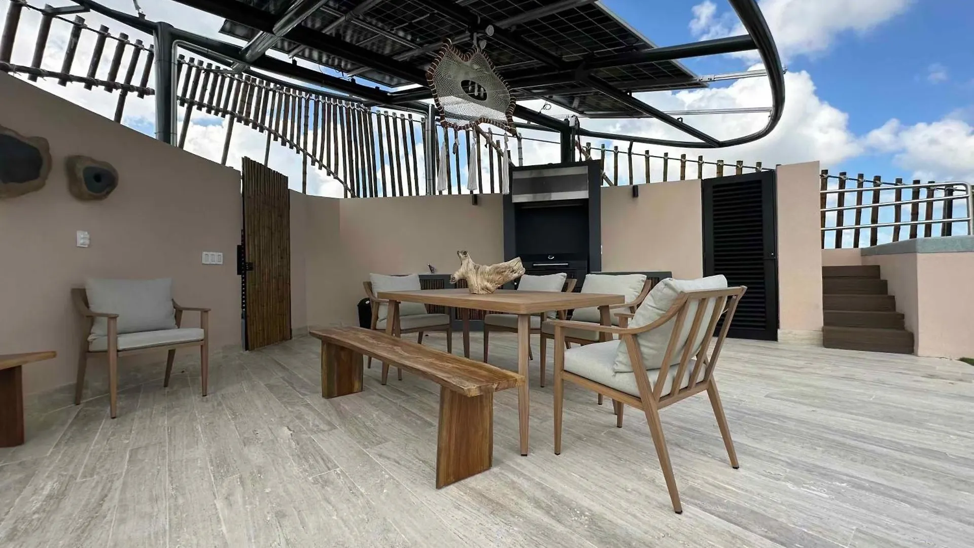 Living The Noom Apartment Cancun
